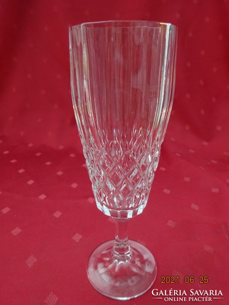 Hat darabos ólomkristály pezsgős pohár, magassága 18 cm. Vanneki!