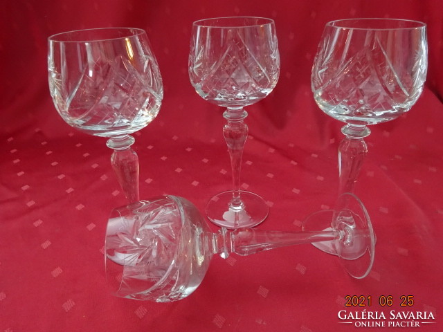 Hatdarabos talpas kristályüveg készlet, boros pohár, magassága 20 cm. Vanneki!