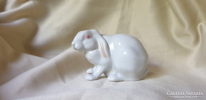 Rare Zsolnay rabbit rabbit