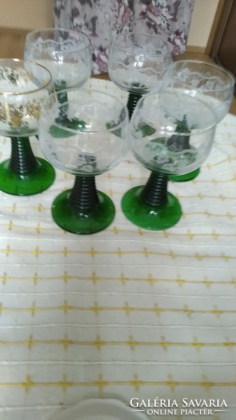 Grape green stemmed glass 6 pieces perfect