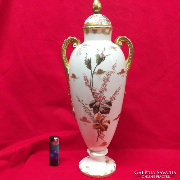 Alt German, Germany royal bonn 1890-1920. Porcelain vase with birds and flowers, carafe. Indicated