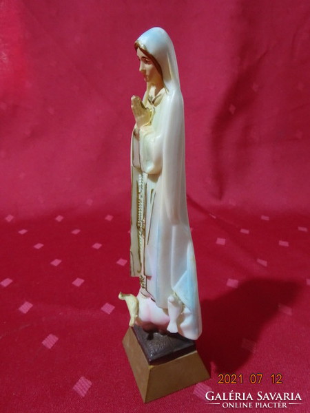 Porcelain figural sculpture, fatima with pigeons, height 17 cm. He has!