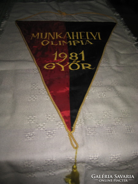 Socialist memory: workplace Olympics 1981 Győr - Pécs silk flag 36 x 50 cm