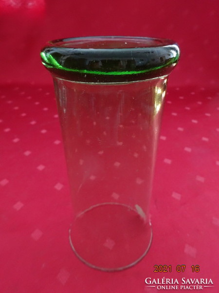Water glass with green base, height 15 cm, diameter 7 cm. He has!