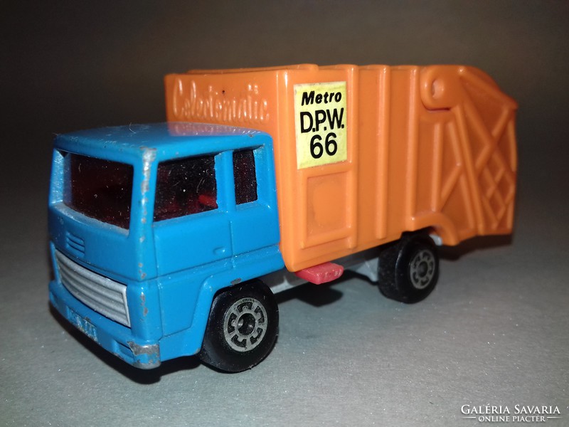 Matchbox 36f refuse truck 1979 dump truck