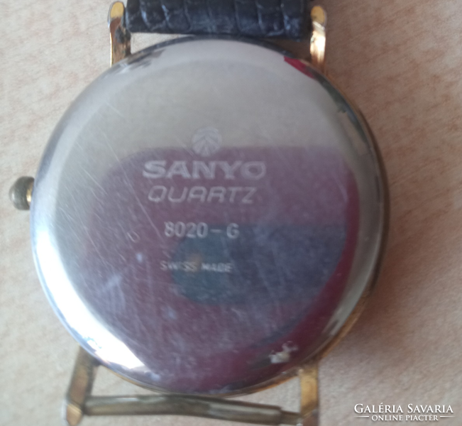 Sanyo quartz óra