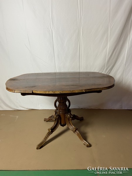 Antique spider leg table