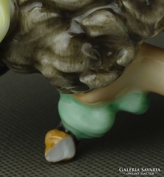 1F599 Búsuló juhász Herendi porcelán figura 30 cm