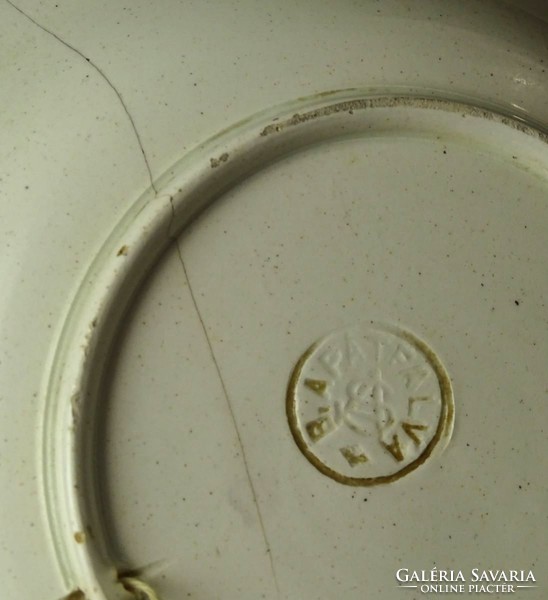 1F676 Antik vastagfalú jelzett porcelán falitál dísztál