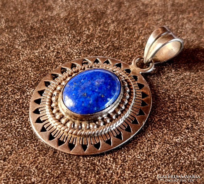 Régi, szép kézműves ezüst medál lapis lazuli díszítéssel