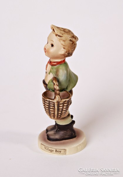 Falusi fiú (Village boy) - 10 cm-es Hummel / Goebel porcelán figura