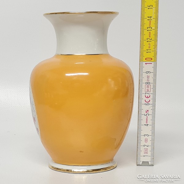 Small porcelain vase with raven house rose pattern (1884)