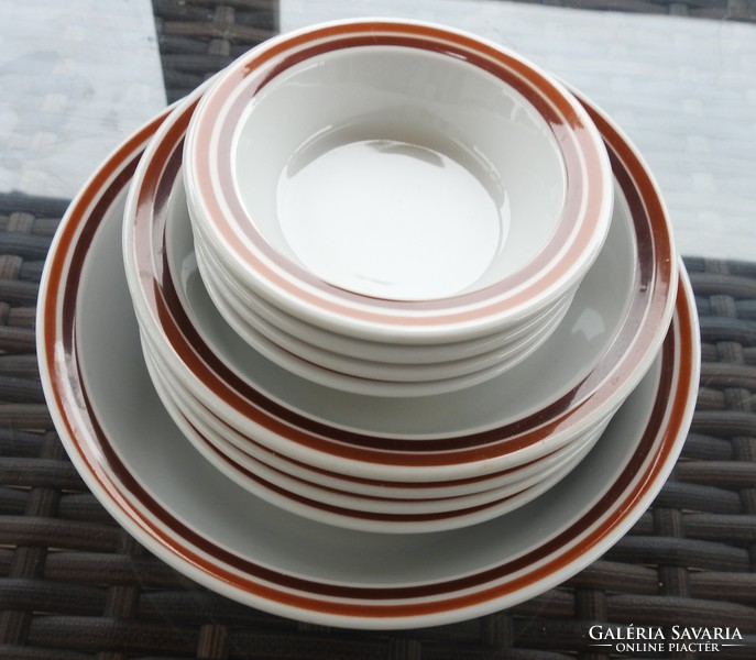 Alföldi modern brown rimmed deep plate set