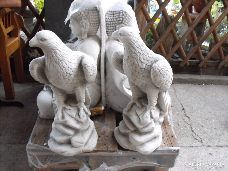 Large 60cm eagle sculpture antifreeze artificial stone fence gate column pillar or furnace ornament