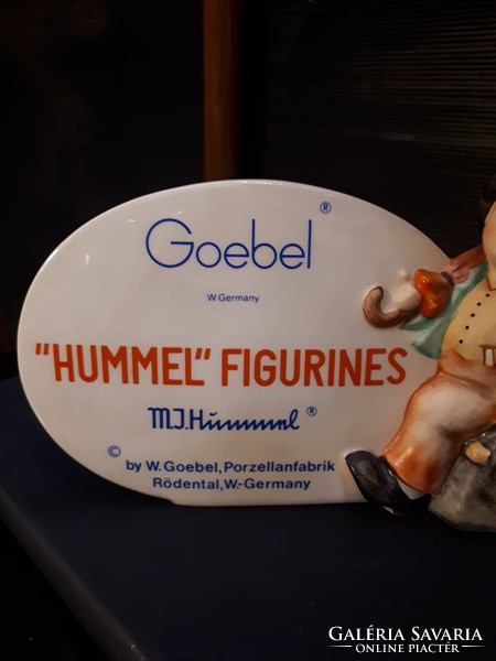 Hummel porcelán, Goebel
