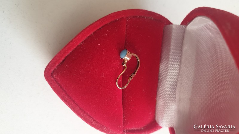 Turquoise stone children's earrings 1pc