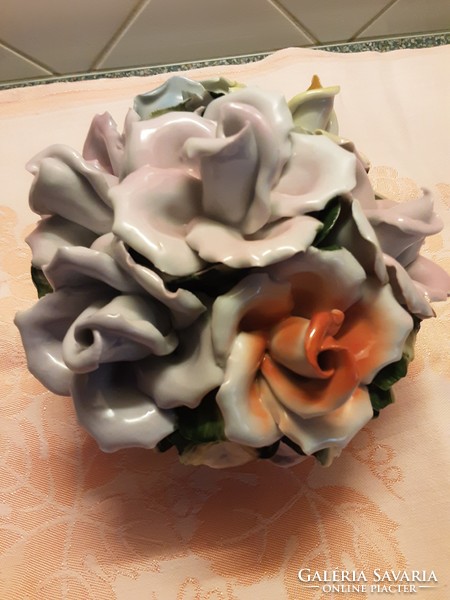 2 db gyönyörű  Cluj Román nagy porcelán rózsás virágkosár