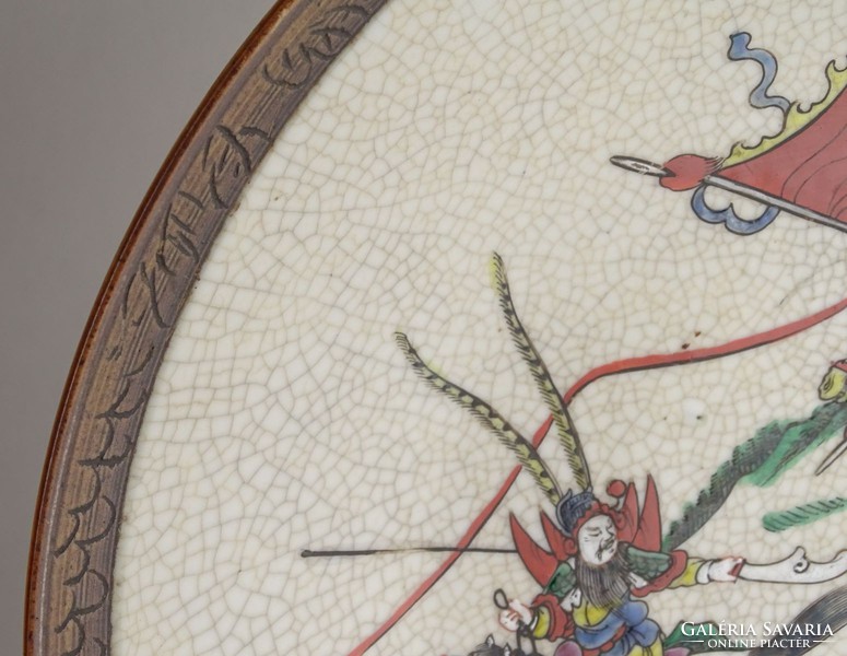 1F754 Antik jelzett kézzel festett csatajelenetes hatalmas kínai SATSUMA porcelán dísztál