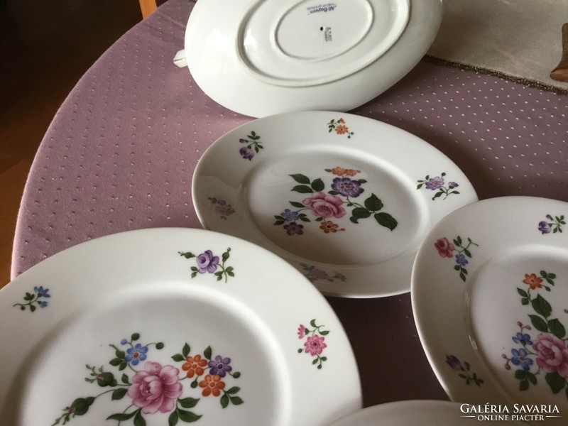 Bavaria Zs&Co antik porcelán, süteményes tányérok 4 db, és szószós tál