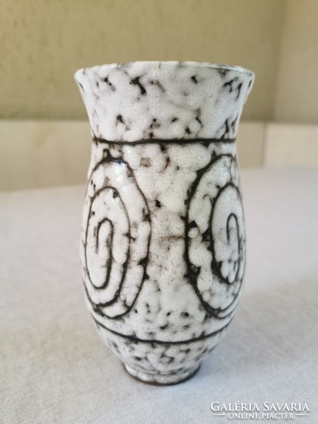 Retro vase from Hódmezővásárhely, Hungarian applied art ceramics, 18.5 cm