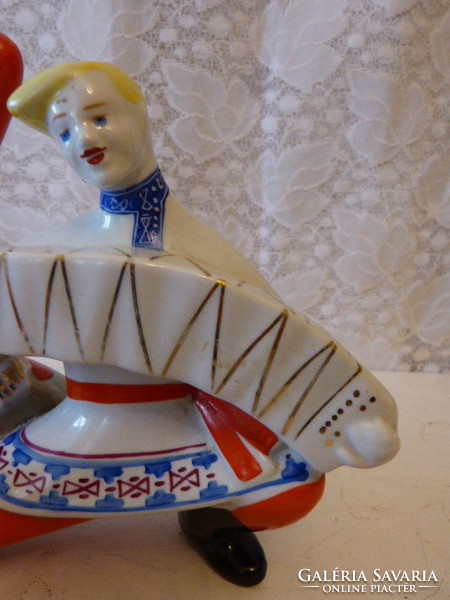 Szovjet-Ukrán ( Polonna ) porcelán.