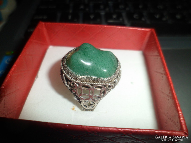 Old silver ring / aventurine