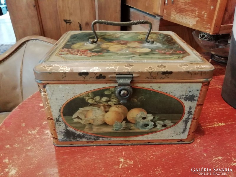 Metal candy box, antique candy box, biscuit box, decoration