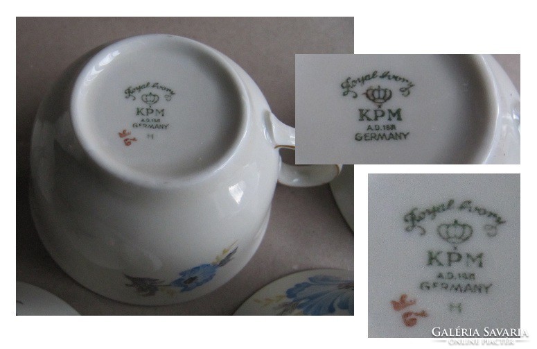 KPM Royal Ivory - 5 db kékvirágos porcelán csésze