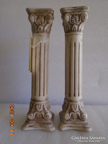 Obeliszk vagy postamentet ábrázoli igazi antik  porcelán gyertyatartó pár szép érett állapotban 20,5