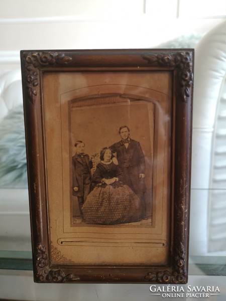 Régi családi fotó, 1861, 16 x 11 cm