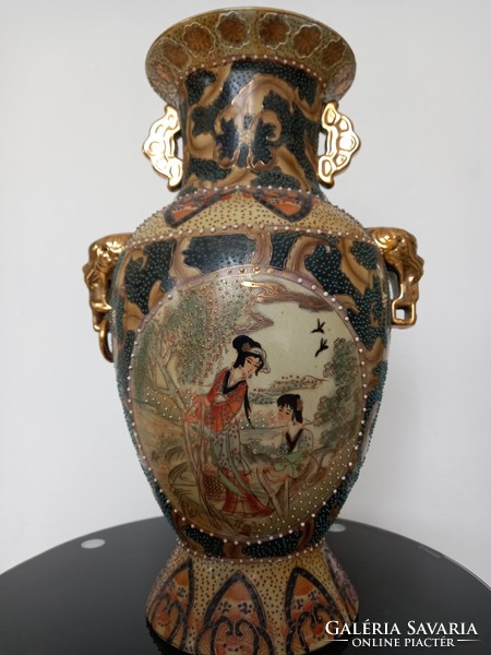 Kínai 47 cm váza arany festésű ALKUDHATÓ