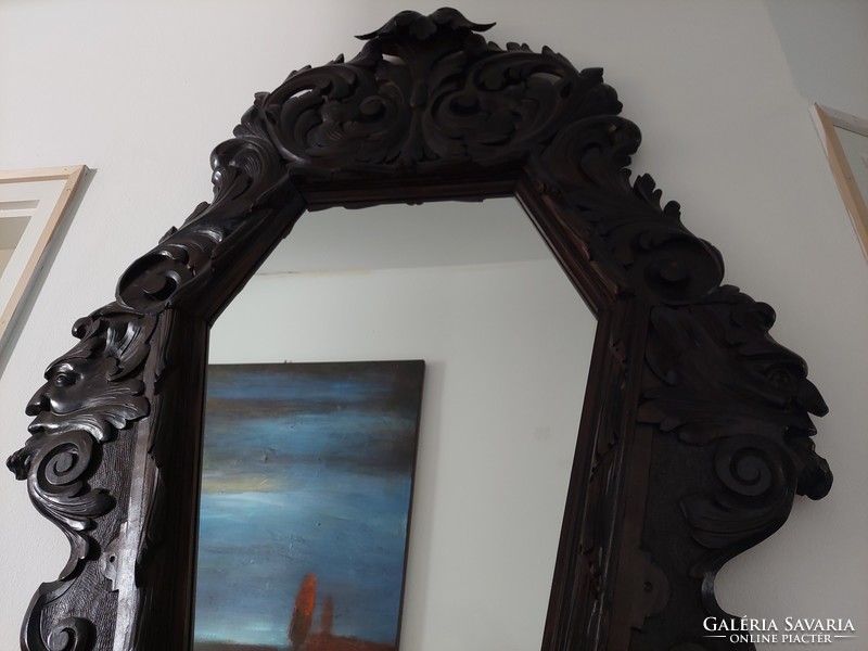 Neo-Renaissance carved mirror 136 x 84 can also be picked up in Budapest!