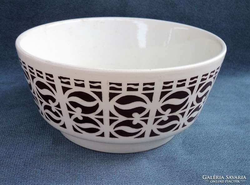 Retro patterned Kispest granite patty bowl