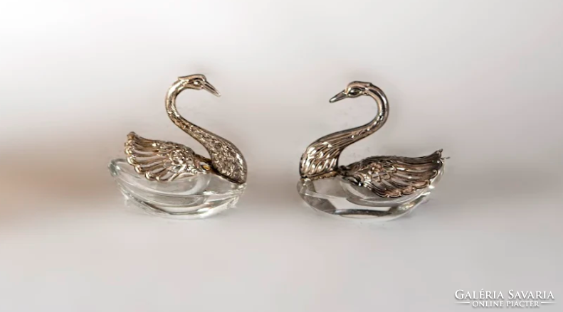 Silver swan shaped table spice rack