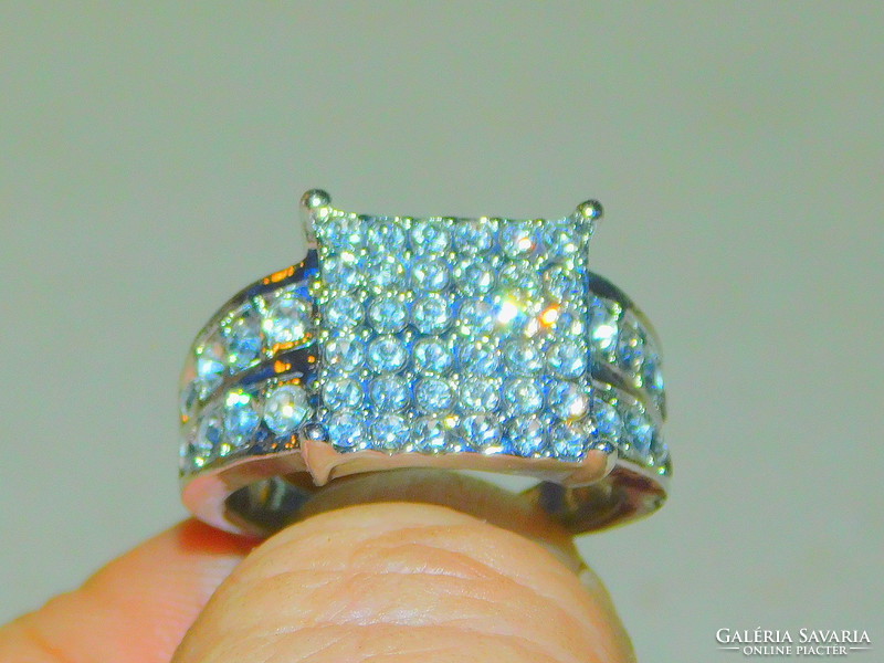 Mest. Gyémánt köves Fehér Arany Gold Filled Gyűrű- Alkalmi darab Pecsétgyűrű jellegű