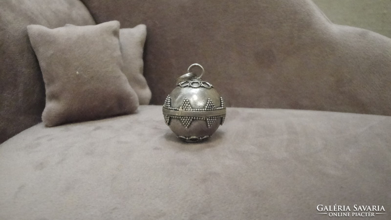 Indonesian silver pendant