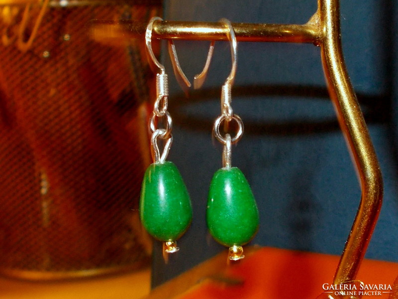 Jade drop earrings