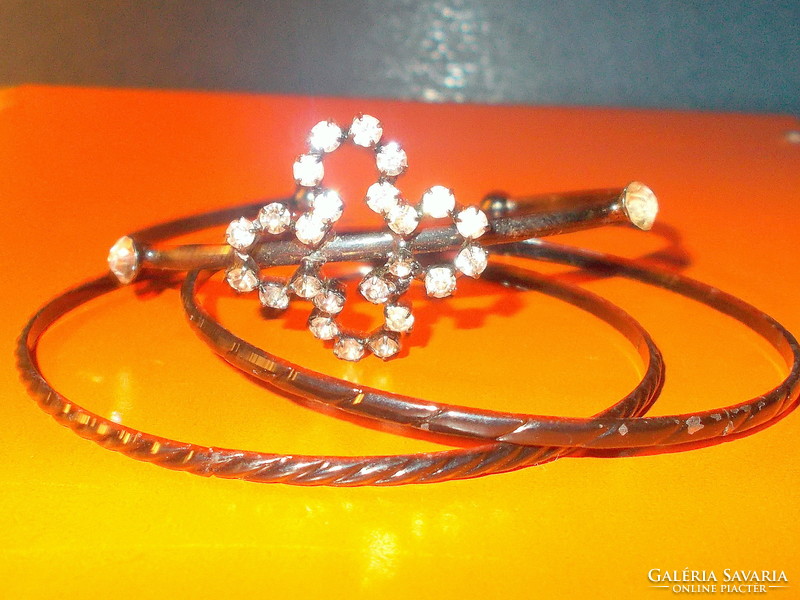 Retro black fire enamel 3 piece vintage bracelet set