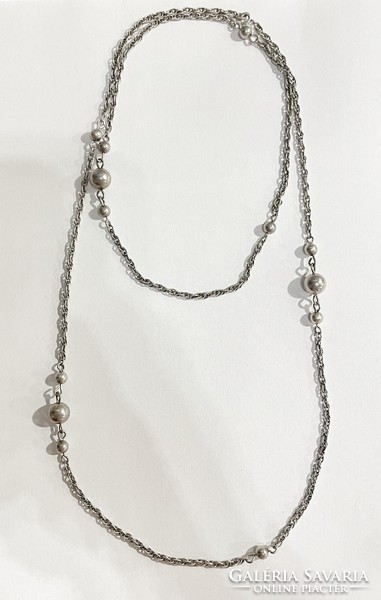 Extra long silver necklace with spheres
