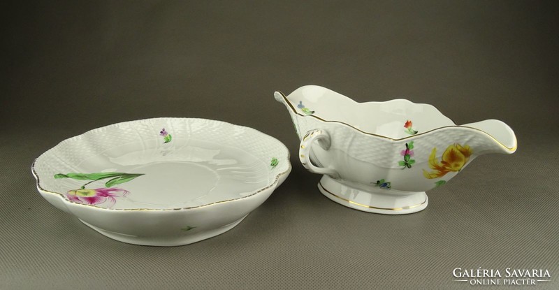 1G091 old Herend tulip porcelain sauce bowl with saucer