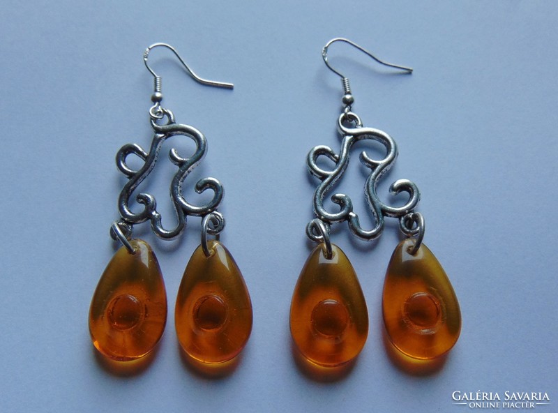 Earrings marked with 925 silver hook