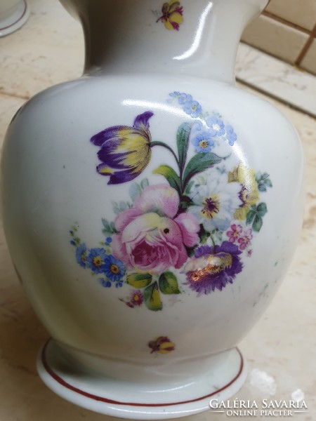 Hollóházi gyönyörű porcelán váza eladó! 2 db