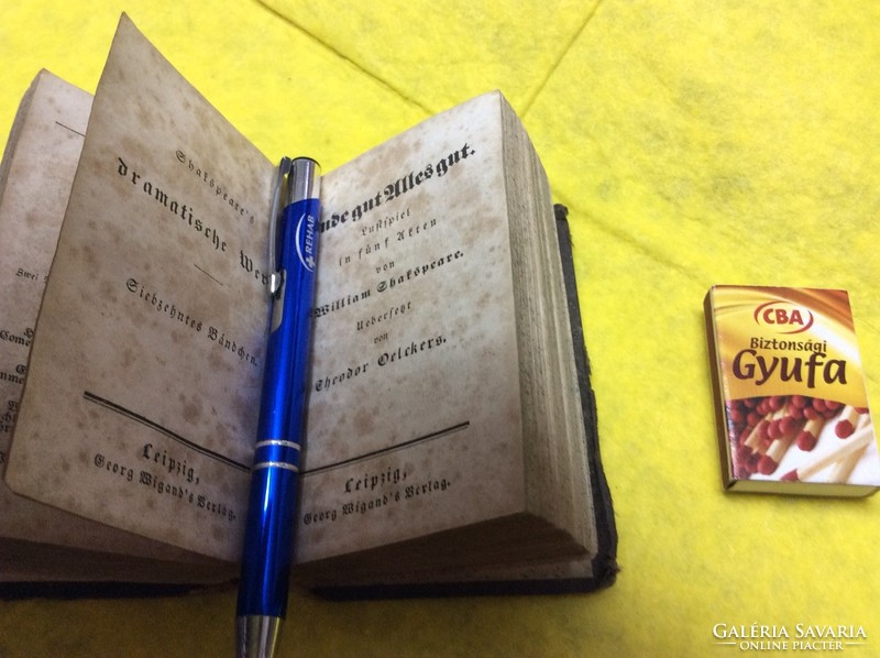 Shakespeare Coriolanus, antique minibook