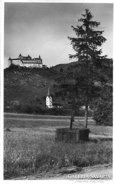 061 --- Running postcard Kraszna-Horka's castle (Sara photo)