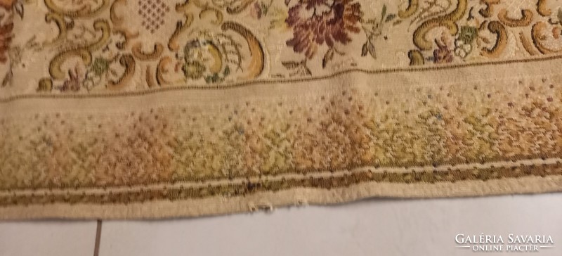 Retro floral bedspread with tablecloth