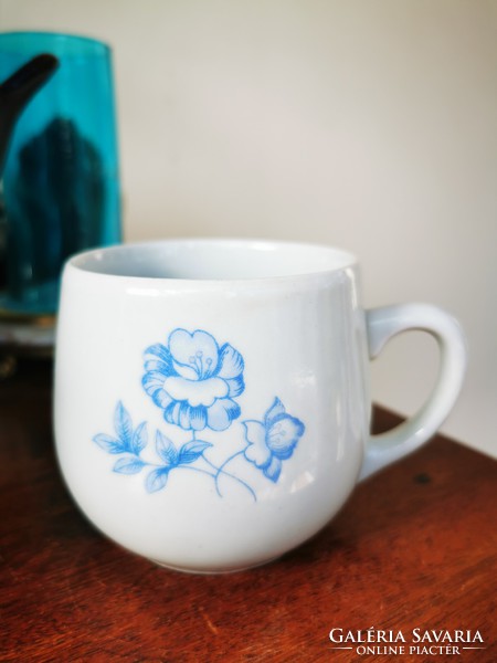 Old blue rosy belly mug