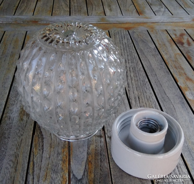 SZVFKTSZ gyártmány retro porcelán foglalatú üveg burás falilámpa, falikar, esetleg mennyezeti lámpa
