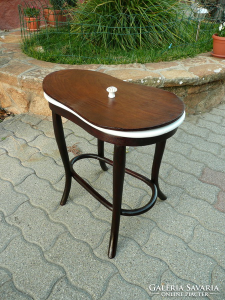 KURIÓZUM! Eredeti antik Thonet női intim mosakodó, hibátlan jelzett fajansszal