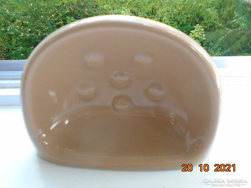 Retro glazed ceramic wall soap dish