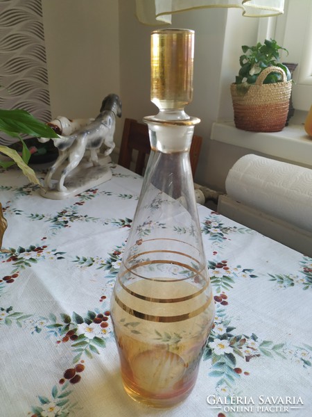 Ivy colored decorative glass with beverage glass stopper for sale!